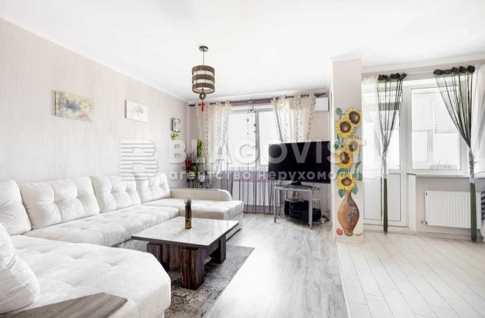 продажа 4-к квартира Вышгородский, Новые Петровцы, 110000 $  - зображення 1