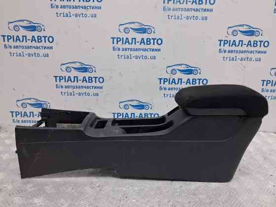 Подлокотник Mitsubishi Lancer 10 2.0 БЕНЗИН 4B11 2007 (б/у) Киев