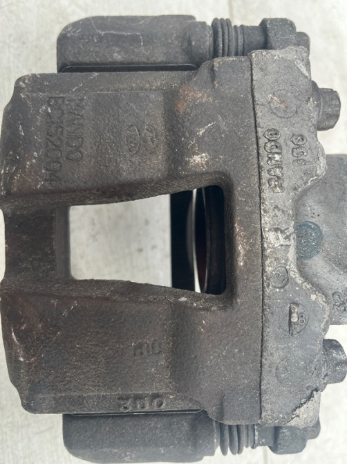 Суппорт передний правый Kia Optima TF 2.4 БЕНЗИН G4KJ 2010 (б/у) Киев - изображение 5