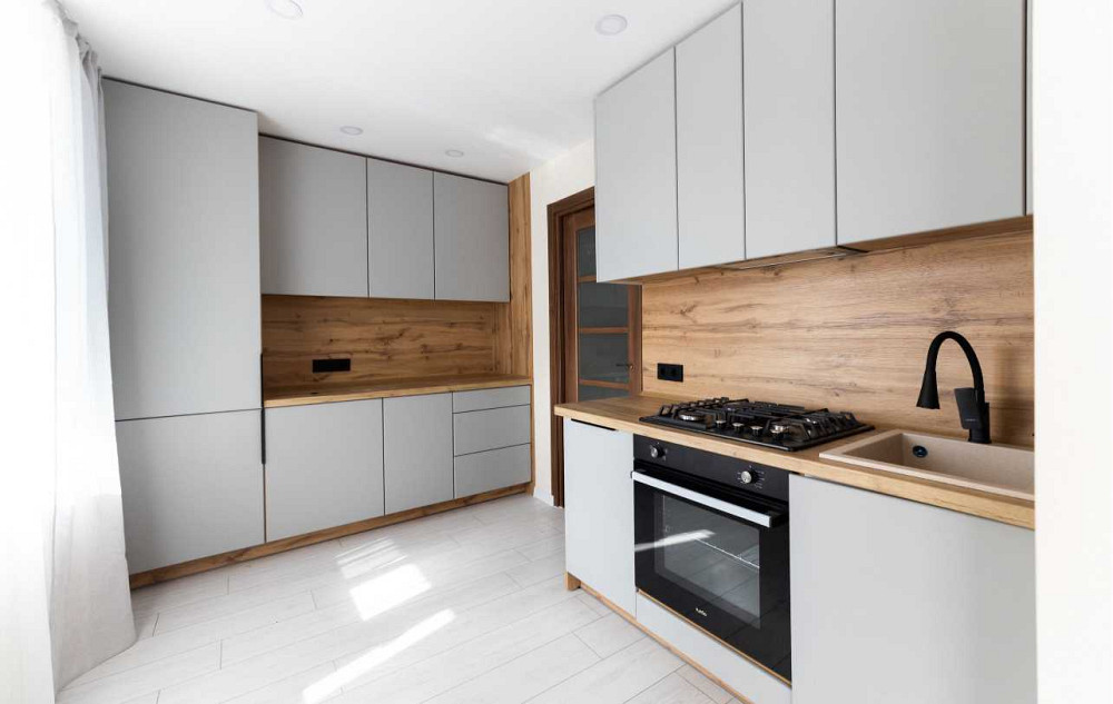 продажа 3-к квартира Киево-Святошинский, Софиевская Борщаговка, 120000 $  - зображення 1