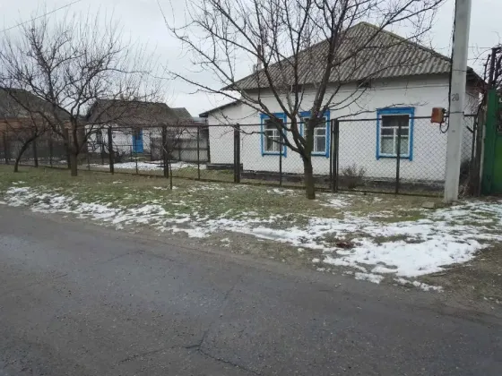Будинок на березі Дніпро