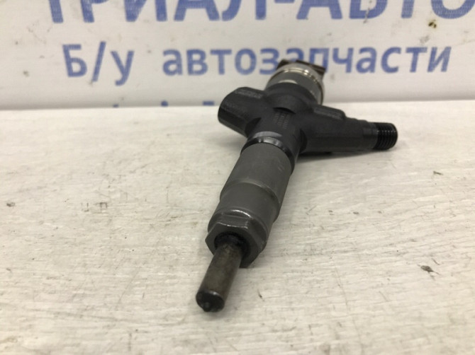 Форсунка топливная Subaru Forester SJ 2.0 DIESEL EE20Z 2012 (б/у) Київ - зображення 2