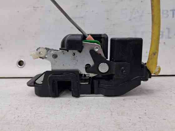 Замок двери задний левый Kia Sorento 2002-2011 814103E000 (Арт. 67649) Київ