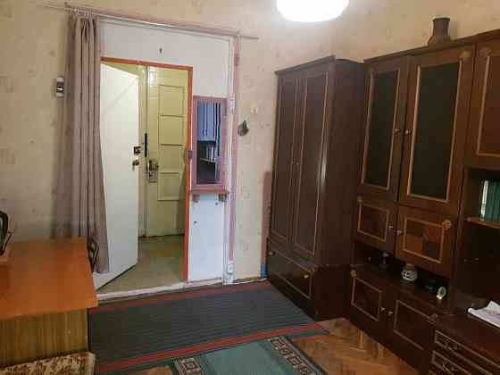 КиЇв. Солом'янська площа. Вул. Максима Кривоноса, 5/1 Київ