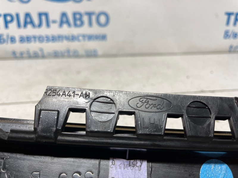Накладка двери Ford Edge 2015-2018 FT4Z-58255A35-E (Арт. 75664) Киев - изображение 4