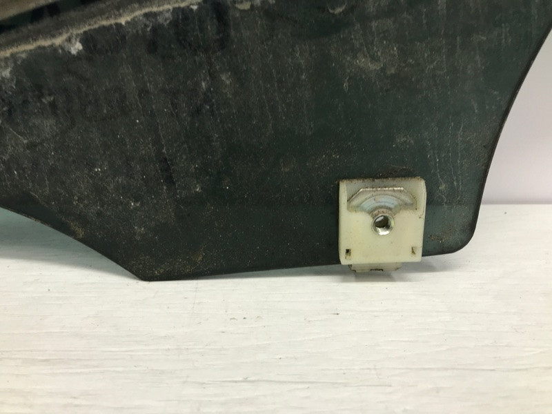 Стекло двери заднее левое Mazda CX 7 ER 2.3 БЕНЗИН 	L3VDT 2006 (б/у) Киев - изображение 2