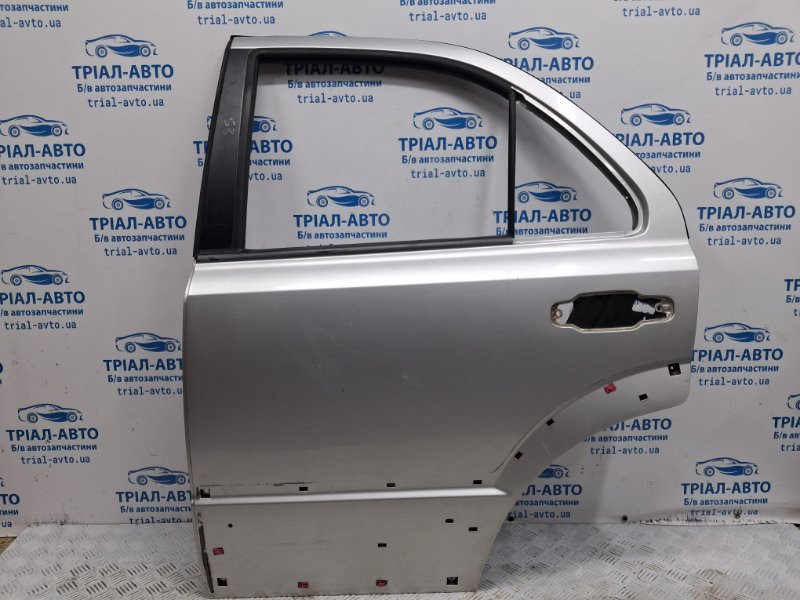 Дверь задняя левая Kia Sorento BL 2.5 DIESEL D4CB 2002 (б/у) Киев - изображение 1