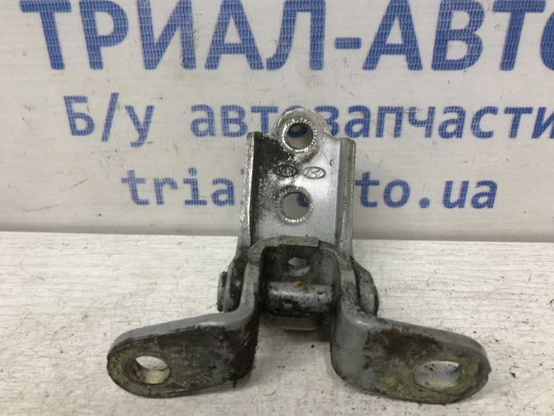 Петля двери передней правой нижняя Hyundai Tucson JM 2.0 DIESEL D4EA 2004 (б/у) Киев - изображение 3