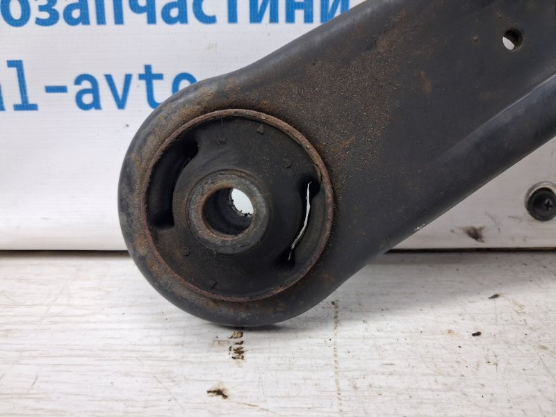 Рычаг правый Mitsubishi Outlander XL 2.4 БЕНЗИН 4B12 2007 (б/у) Киев - изображение 2