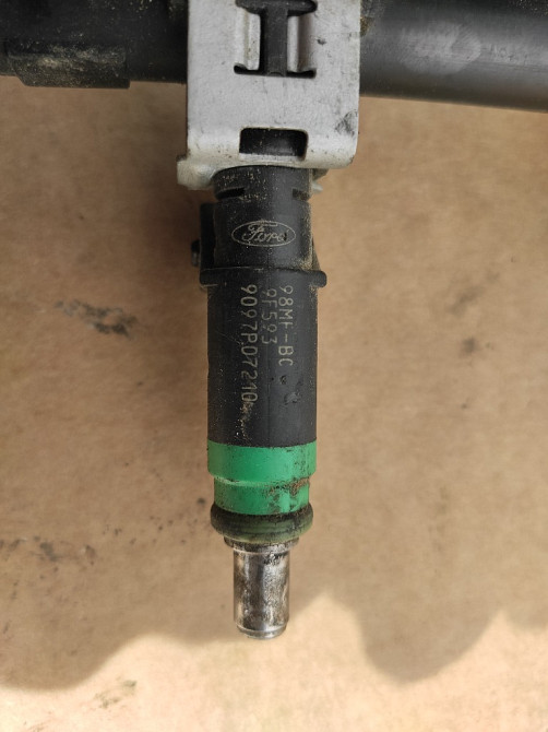 Топливная рейка (рампа форсунок) Ford Fiesta 1.25 1.4 1.6 бензин 2002-2008 (5S6G-9H487-AA) Ковель - изображение 4