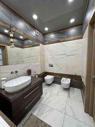 Продам. 2-к.кв. 7/21, вул.Робоча 166-Д, ЖК «Ulduz». Дніпро