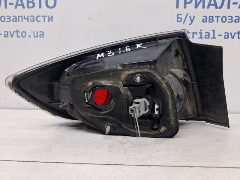Фонарь задний внешний правый Mazda 3 BK 1.6 БЕНЗИН Z6 2003 (б/у) Киев - изображение 4