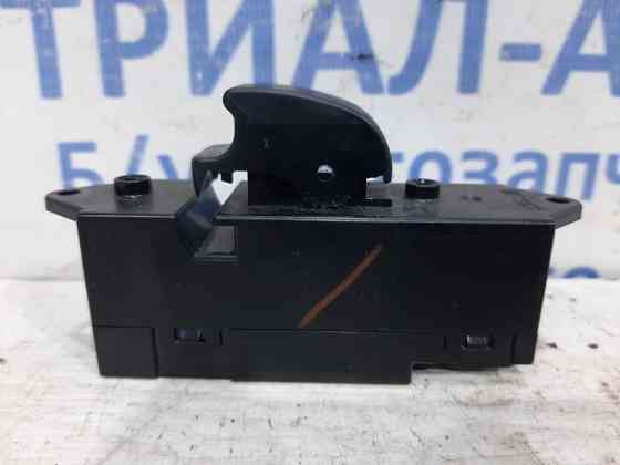 Кнопка стеклоподъемника Mitsubishi Lancer 9 1.6 БЕНЗИН 4G18 2003 (б/у) Київ
