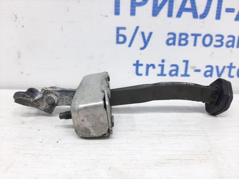 Ограничитель двери задний левый Toyota Avensis 2009-2018 6863005050 (Арт. 29119) Київ - зображення 1