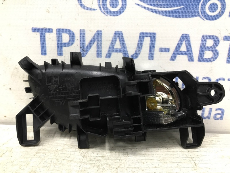 Ручка двери внутренняя левая Nissan Qashqai J11 1.2 БЕНЗИН HRA2DDT 2013 (б/у) Киев - изображение 2