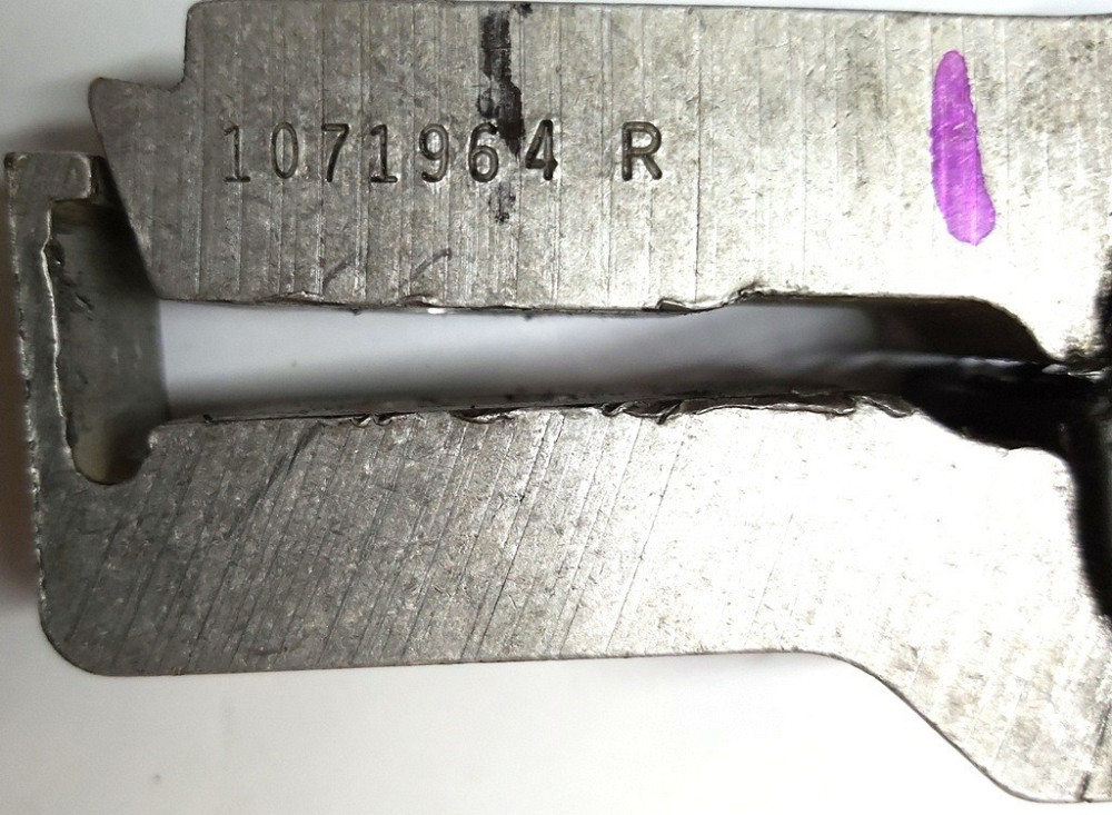 Кронштейн крепеления стабилизатора переднего правый 26 мм Tesla model X 1027381-00-K Київ - зображення 5