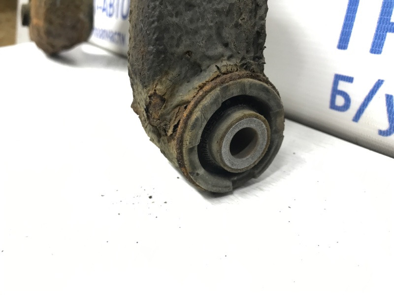 Рычаг левый Hyundai Tucson JM 2.0 DIESEL D4EA 2004 (б/у) Київ - зображення 4