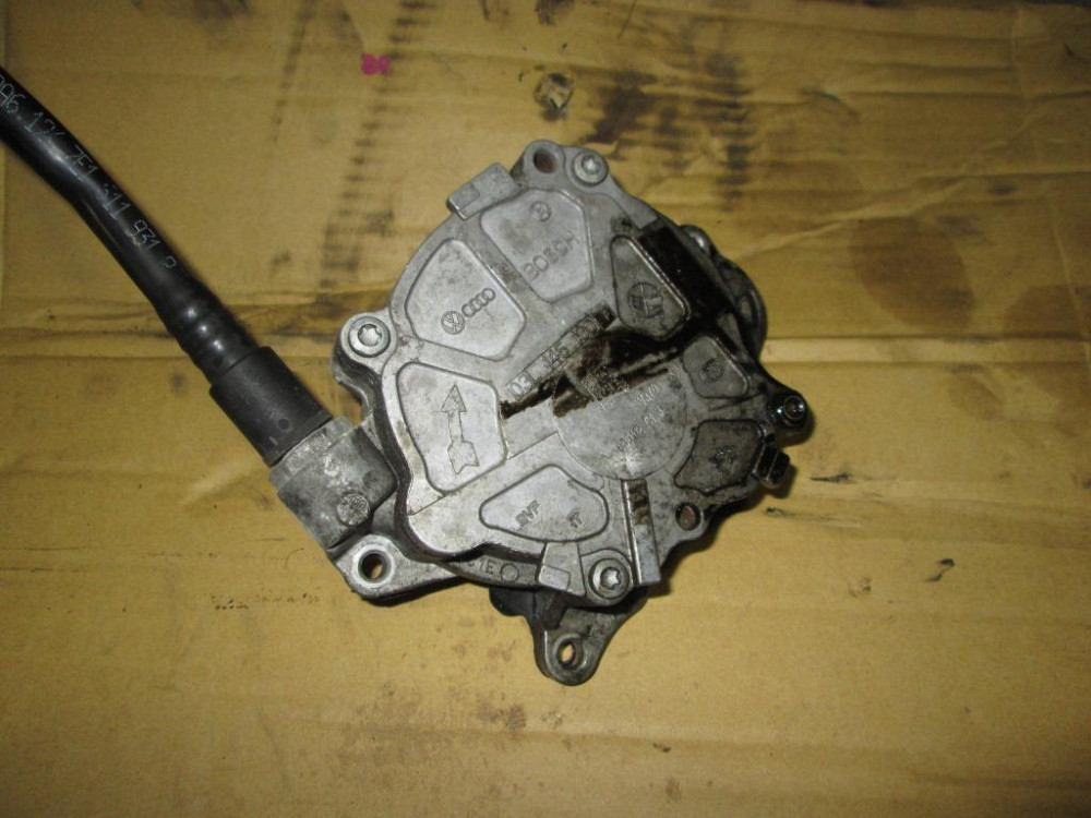 Вакуумный насос VW T5 2.0 2010-2014 Ковель - изображение 1