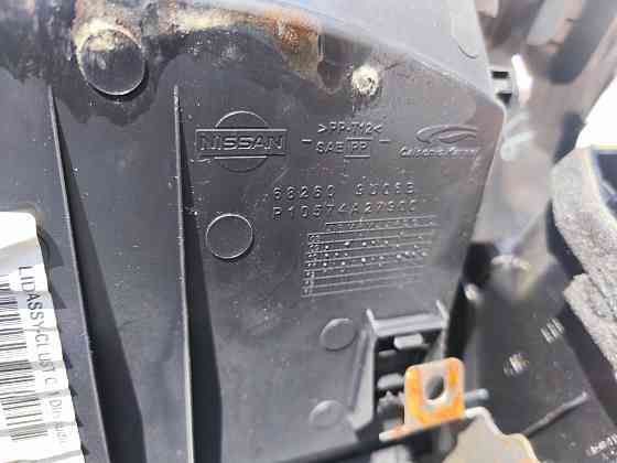Автомагнитола + консоль бардачка Nissan Note E11 2005-2012 Ковель