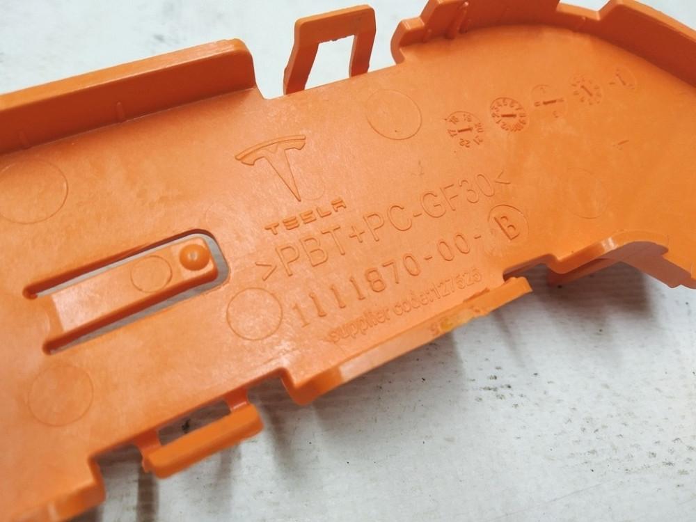 Изолятор шины высоковольтной пентхауса основной батареи Tesla model model Y 1111870-00-B Київ - зображення 3