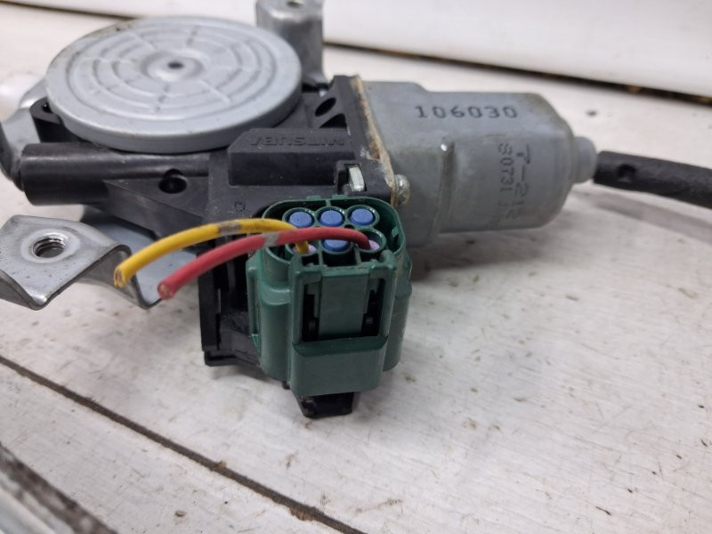 Стеклоподъемник передний левый Nissan Juke F15 1.6 TURBO MR16DDT 2010 (б/у) Київ - зображення 3