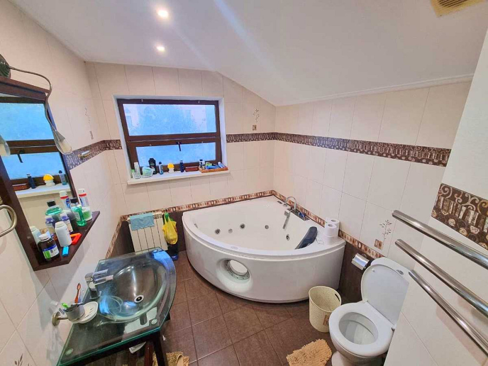 продажа 4-к дом Макаровский, Макаров, 249900 $ Макаров - изображение 11