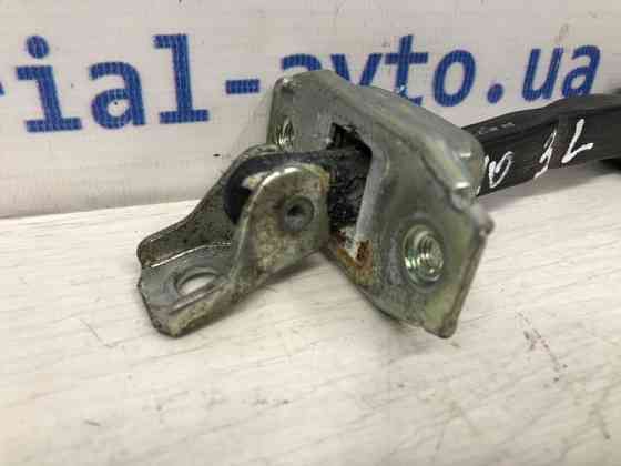 Ограничитель двери задний левый Mitsubishi Lancer 10 1.8 БЕНЗИН 2007 (б/у) Киев