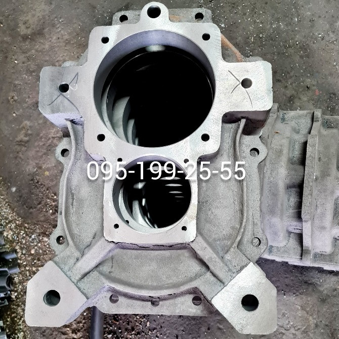 Редуктор горизонтальний НІ.11.12; кришка з лапами НІ.11.12.202 Дніпро - зображення 5