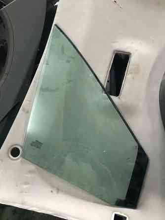 Бу стекло глухое передней правой двери Renault Scenic 2, 8200120907 Кропивницкий