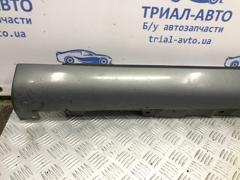 Накладка порога внешняя левая Toyota Avensis T25 2.0 DIESEL 1CDFTV 2002 (б/у) Киев - изображение 2