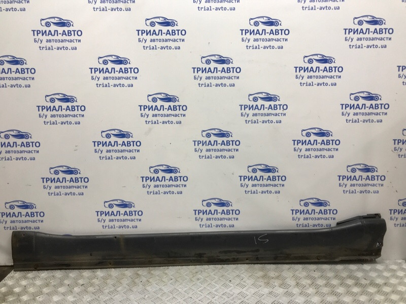 Накладка порога внешняя правая Mitsubishi Pajero Wagon 4 3.2 ДИЗЕЛЬ 4M41 2006 (б/у) Киев - изображение 1