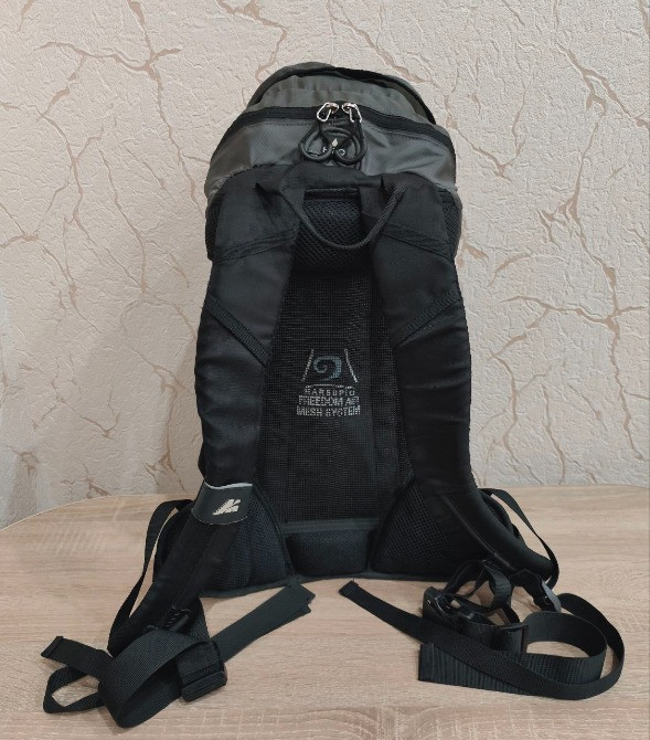 Туристичний рюкзак Marsupio Alien 20 літрів Роздільна - зображення 1