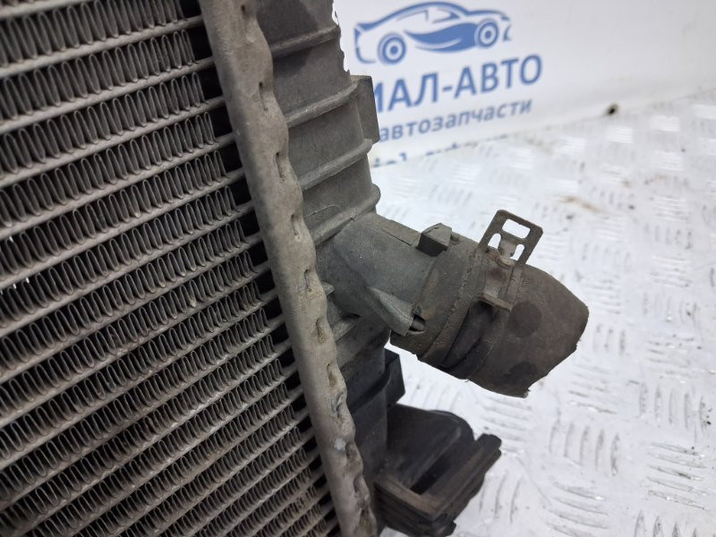 Радиатор основной Mazda 3 BK 1.6 БЕНЗИН Z6 2003 (б/у) Киев - изображение 6