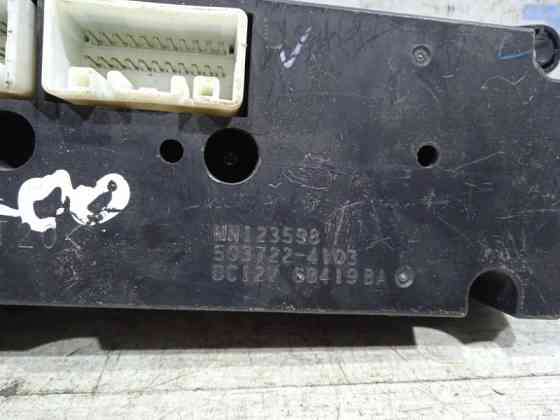 Блок управления кондиционером Mitsubishi L200 KB 2.5 ДИЗЕЛЬ 4D56U 2006 (б/у) Київ