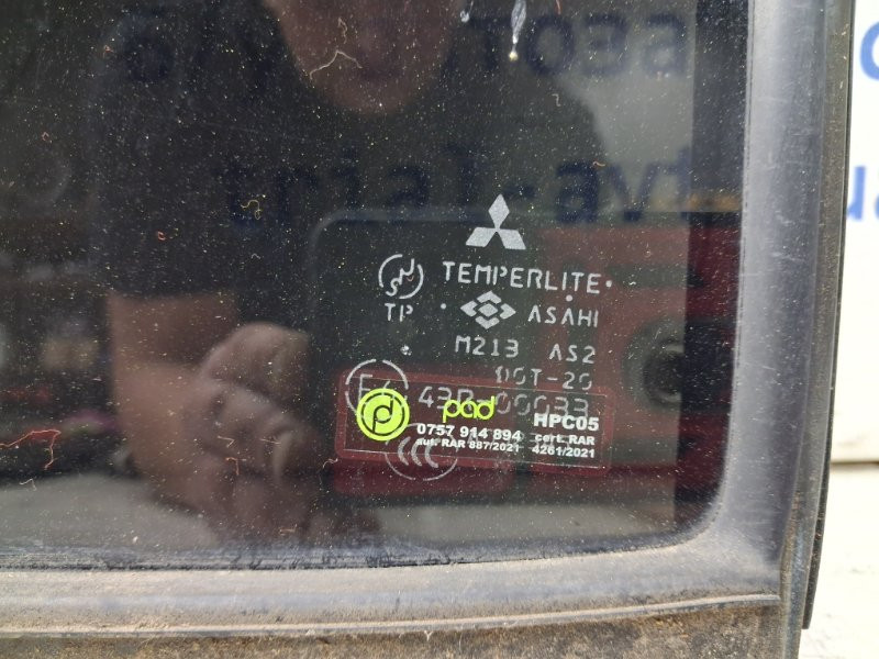 Стекло двери задней левой (форточка) Mitsubishi Pajero Wagon 1999-2006 MR436985 (Арт. 62215) Київ - зображення 4
