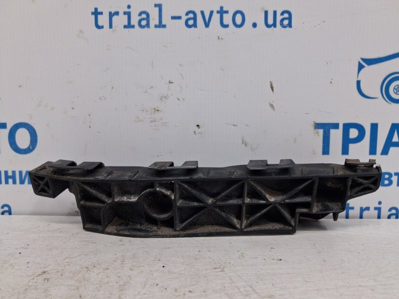 Кронштейн бампера передний правый Hyundai IX35 LM 1.7 DIESEL D4FD 2009 (б/у) Київ - зображення 1