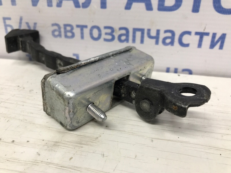 Ограничитель двери передний правый Mazda CX 5 2011-2017 KD53-58-270C (Арт. 51711) Київ - зображення 2