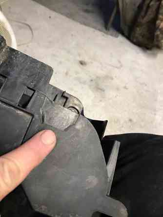 Бу корпус блока предохранителей Renault Megane Scenic 2, 8200311528 Кропивницкий