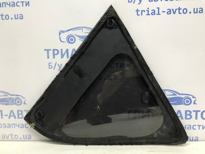 Стекло в кузов заднее правое Toyota RAV 4 A30 2.0 БЕНЗИН 1AZFE 2005 (б/у) Київ - зображення 2