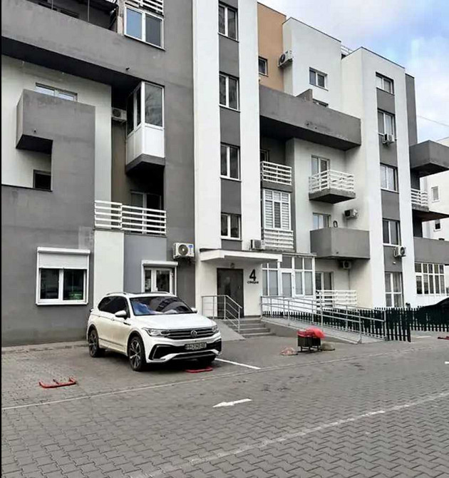 продажа помещения свободного назначения, здания Одесса, Пересыпский, 1700 $ Одеса - зображення 1