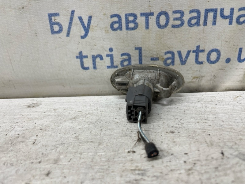 Повторитель поворотника Mazda 3 2003-2009 GJ6A-51-120D (Арт. 81629) Київ - зображення 3