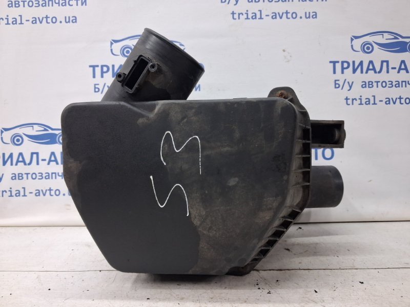 Корпус воздушного фильтра Chevrolet Captiva C140 2.2 DIESEL Z22D1 2006 (б/у) Київ - зображення 2