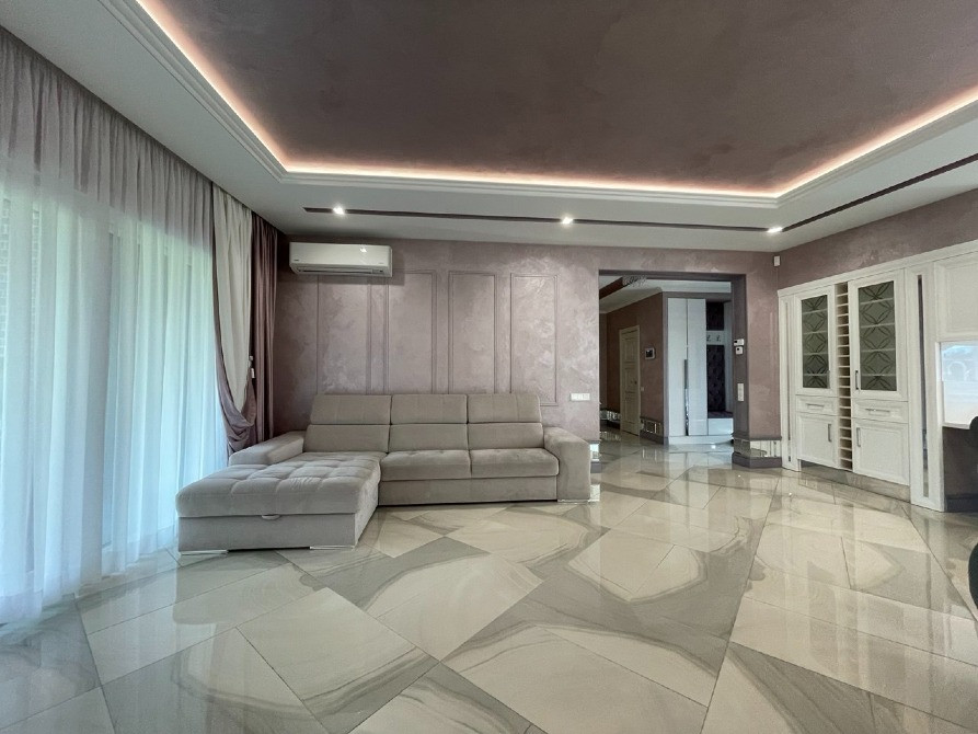 Продаж ексклюзивного будинку Луцьк - зображення 1