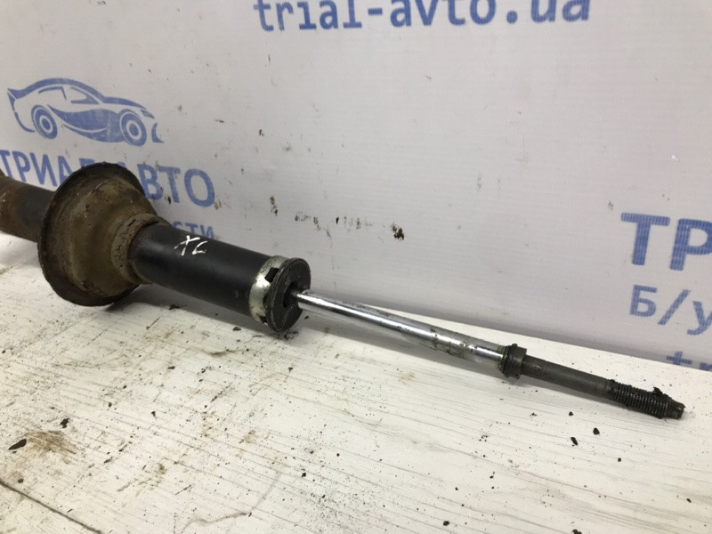 Амортизатор задний Mitsubishi Outlander XL 2.2 DIESEL 4N14 2007 (б/у) Киев - изображение 2