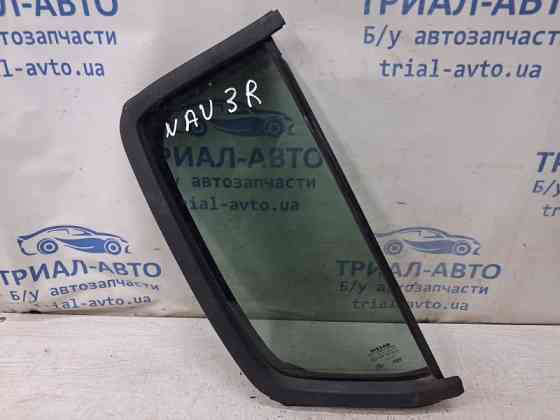 Стекло двери задней правой (форточка) Nissan Navara 2004-2015 82262EB320 (Арт. 83646) Киев