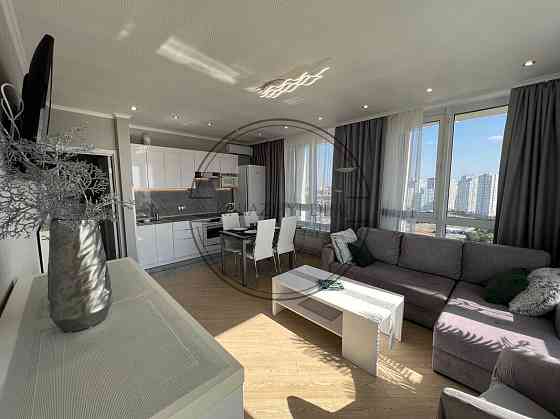 Оренда видова 3-х к.кв. студіо в ЖК Славутич. № 11200435 Киев