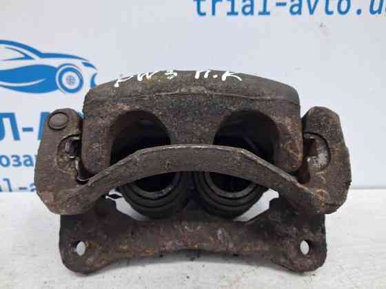 Суппорт передний правый Mitsubishi Pajero Wagon 3 3.2 ДИЗЕЛЬ 4M41 1999 (б/у) Київ