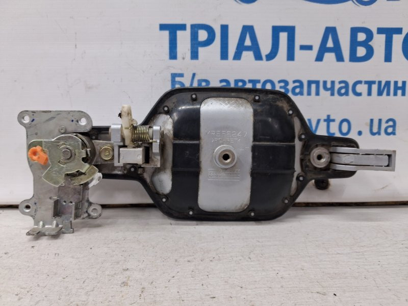 Ручка двери внешняя передняя левая Mitsubishi Pajero Wagon 3 3.2 ДИЗЕЛЬ 4M41 1999 (б/у) Киев - изображение 3