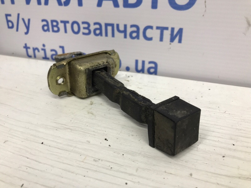 Ограничитель двери передний правый Mitsubishi Outlander CU 2.4 БЕНЗИН 4G69 2003 (б/у) Київ - зображення 3