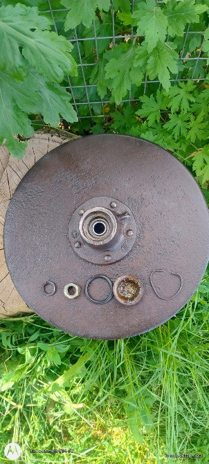 Диск сошника з ступицею в зборі.Виробництво срср. Лысянка - изображение 2